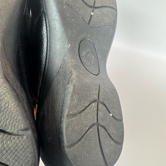 Earth Spirit Gelron Women's Black Vegan Leather Buckle Accent Slip-On Mules 10 - Picture 9 of 14